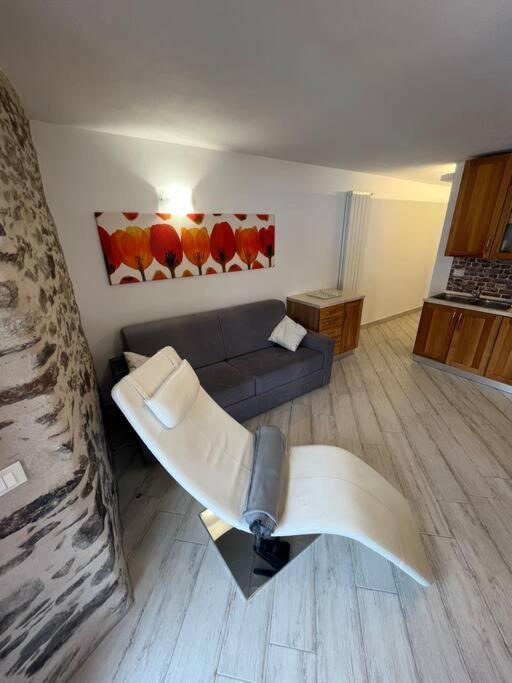 Appartement Trilocale Con Vista Piste Da Sci à Villa d'Allegno Extérieur photo