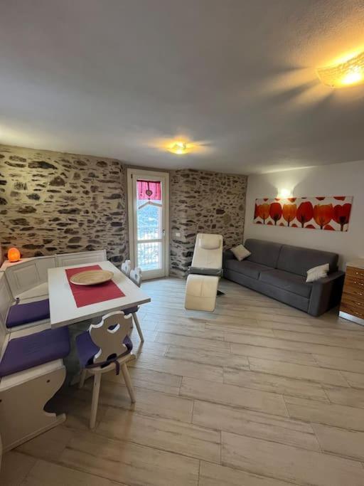 Appartement Trilocale Con Vista Piste Da Sci à Villa d'Allegno Extérieur photo