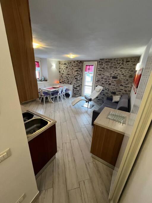 Appartement Trilocale Con Vista Piste Da Sci à Villa d'Allegno Extérieur photo